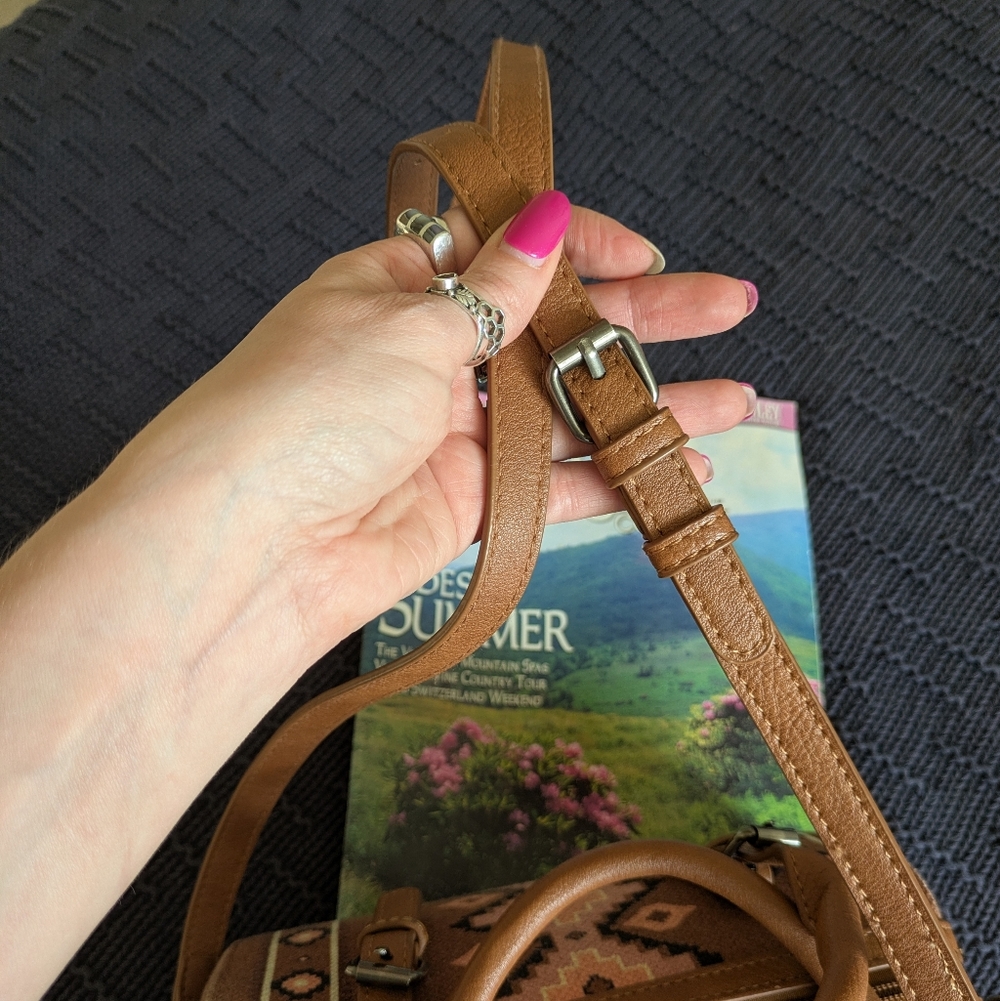 Wrangler Brown Western Handbag - Picture 9 of 15